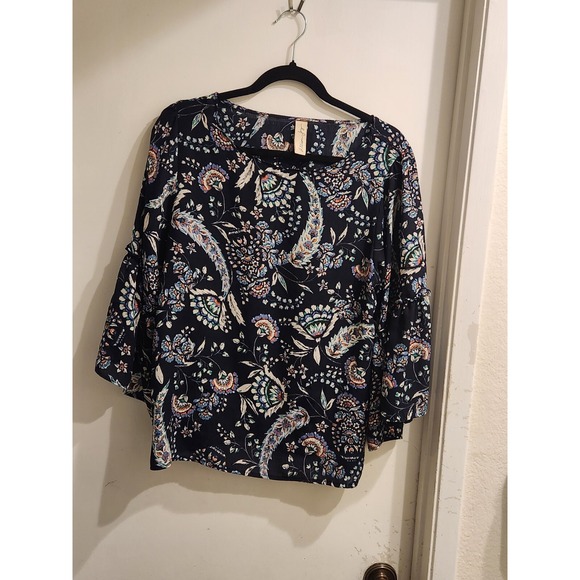 Allison Joy Tops - Evereve Frida Floral Size Small Navy Blue 3/4 Bell‎ Sleeve Top Cottagecore Boho
